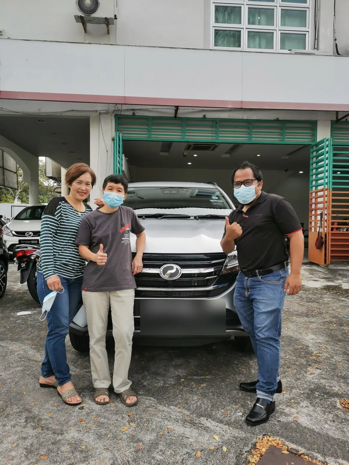 Customer delivery Perodua bersama Rahman