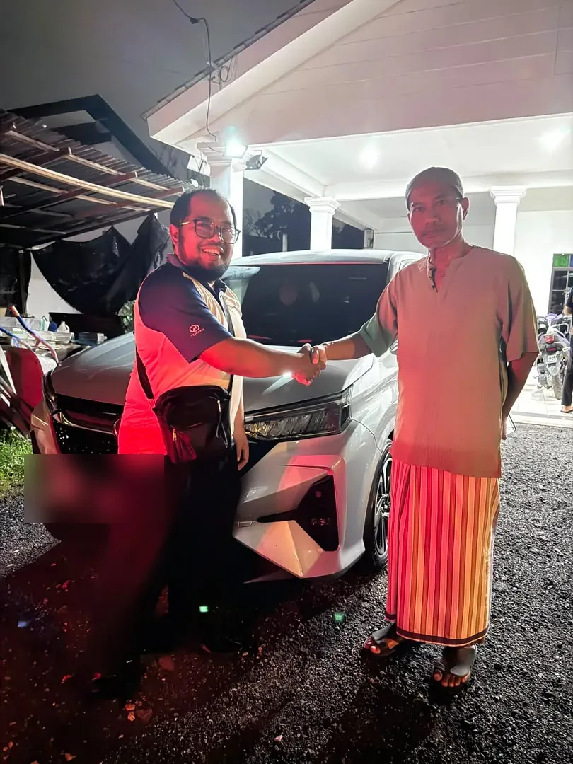 Customer delivery Perodua bersama Rahman